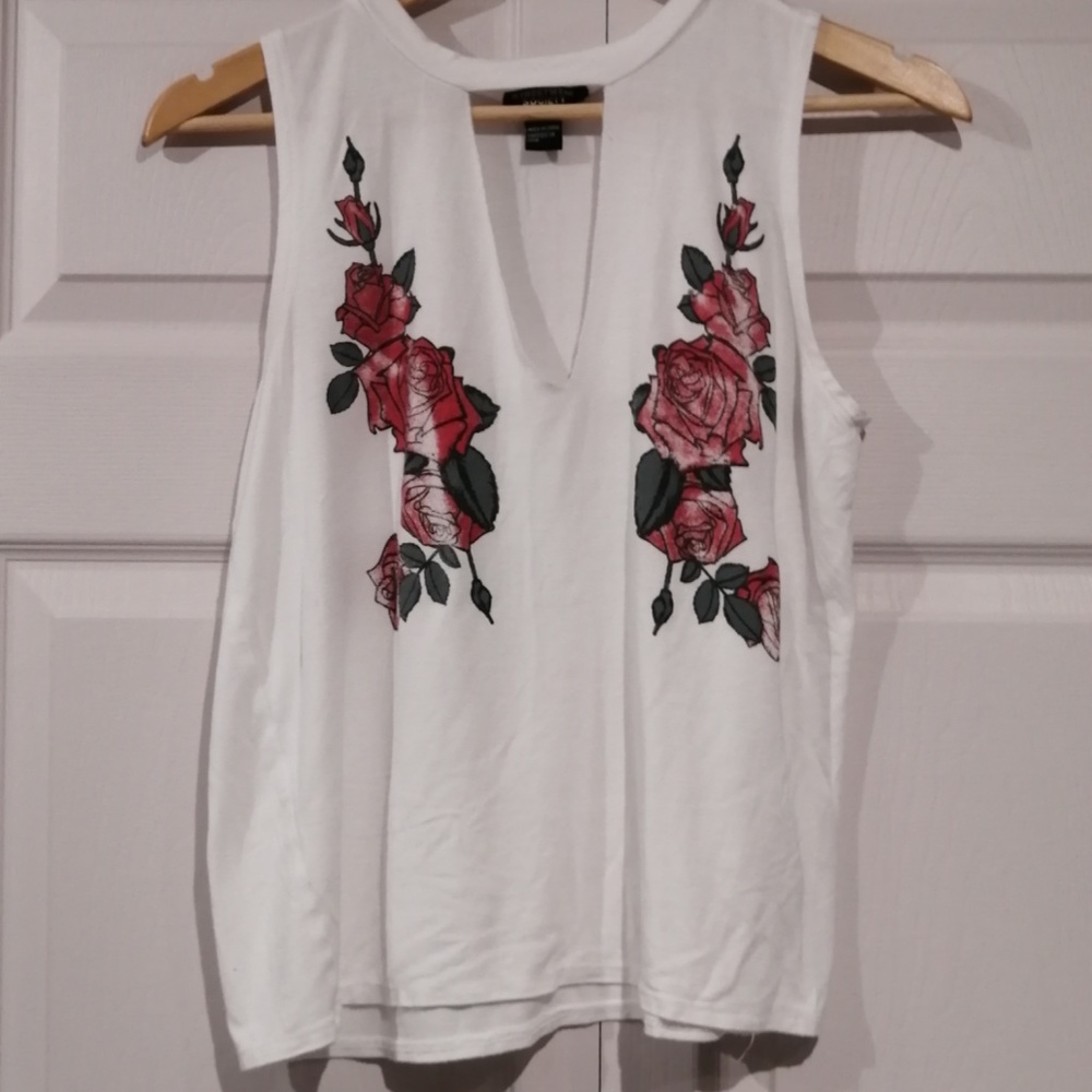 SWS Choker Neck Deep V Roses Tee - Picture 2 of 4